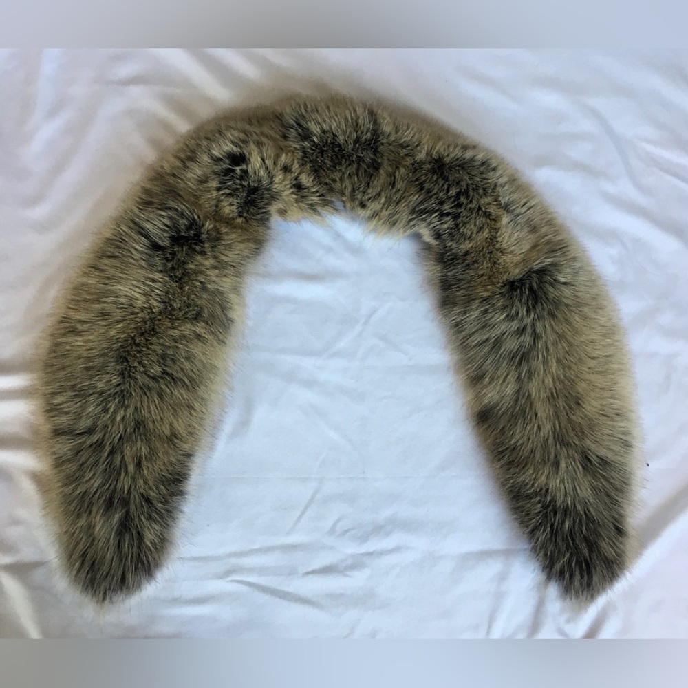 Vintage Wayne Rogers gorg pink silk sweater with real fox fur removable collar. - Picture 14 of 16